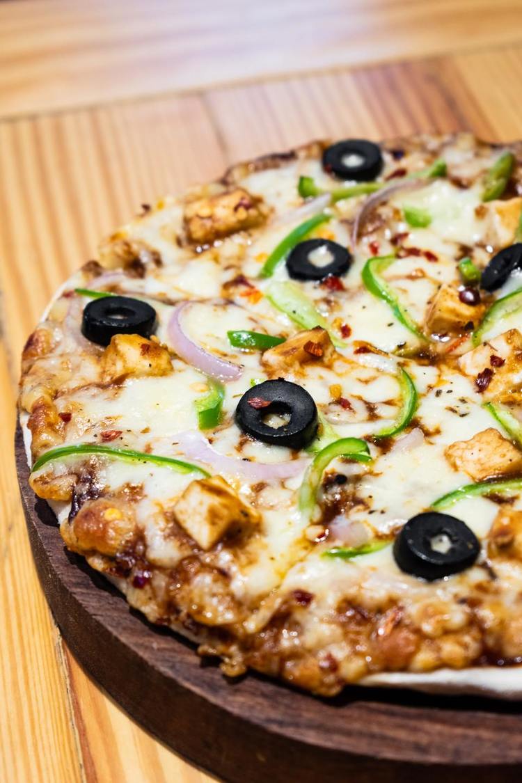 Indian Inspired BBQ Chicken Pizza with Black and Green Olives - Pizza Recipe